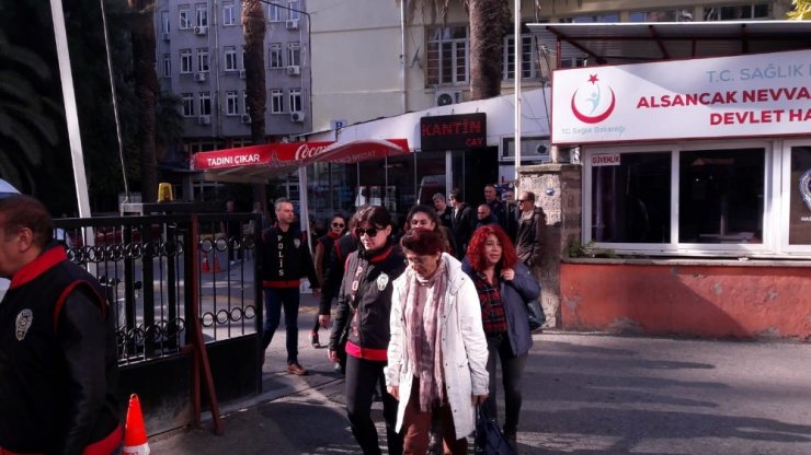 İzmir’deki ‘Las Tesis’ gösterilerinde gözaltına alınanlar serbest