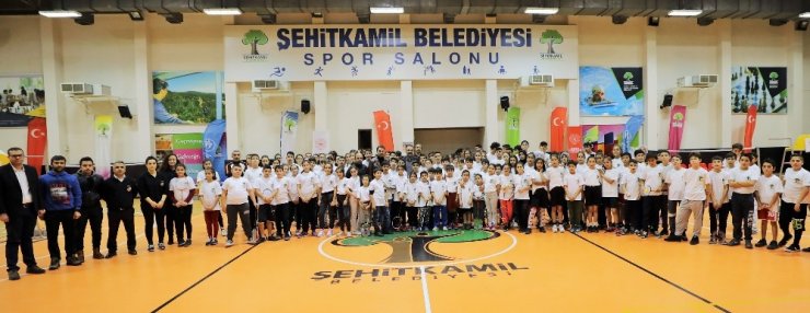 8 farklı kategoride 32 sporcu ödül aldı