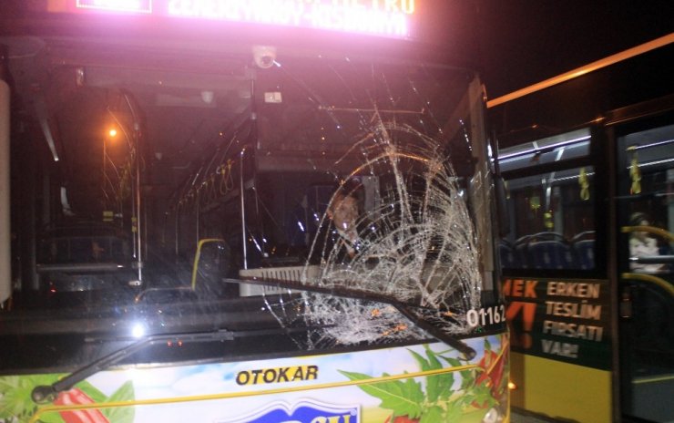 Sarıyer’de yolun karşısına geçmeye çalışan çocuğu İETT otobüsü çarptı