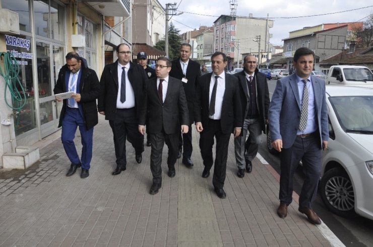 Kaymakam baskın yaptı