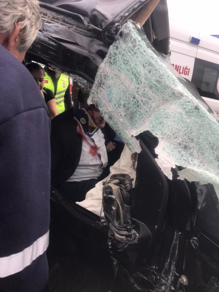 Tekirdağ’da tır ile ticari araç çarpıştı: 1 yaralı