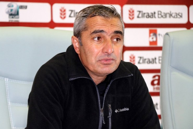 Abdullah Avcı: "Beşiktaş forması ağır bir formadır"