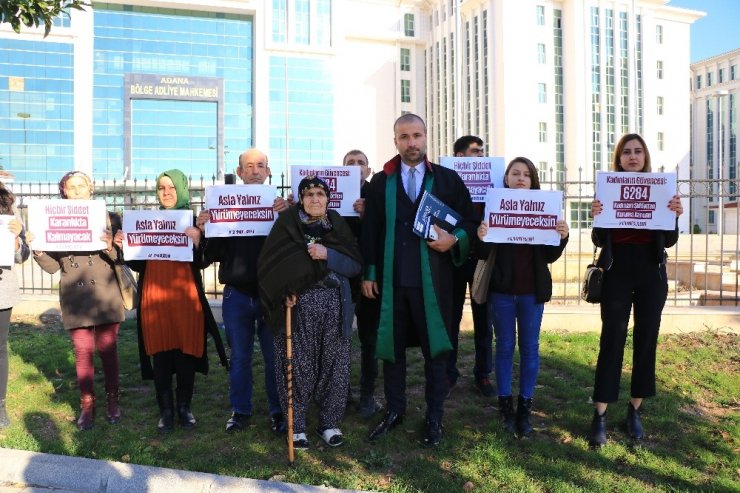Cinsel saldırıya uğrayan yaşlı kadın duruşma öncesi gözyaşı döktü