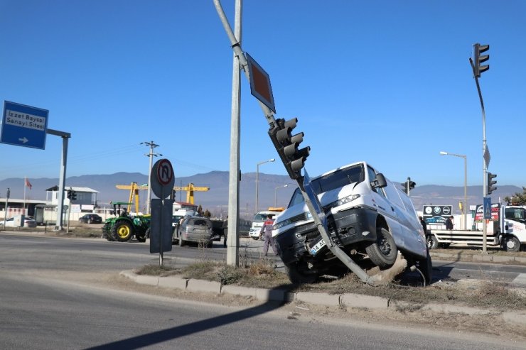 Bolu’da zincirleme trafik kazası: 1 yaralı