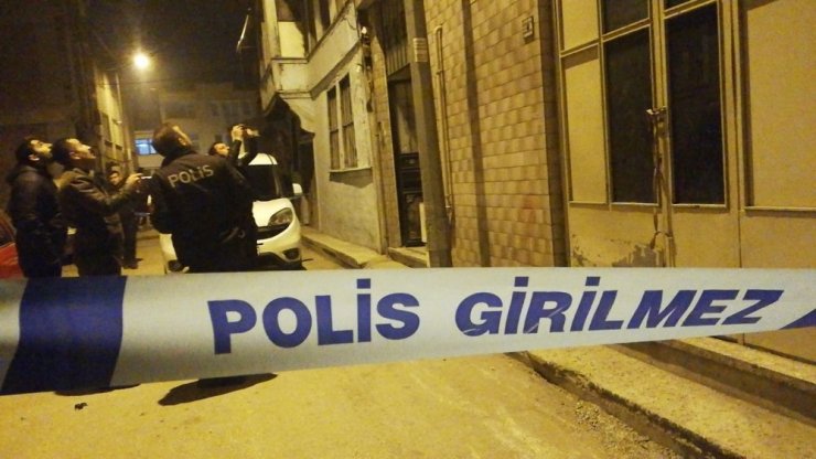 Evi silahla tarayıp kayıplara karıştılar