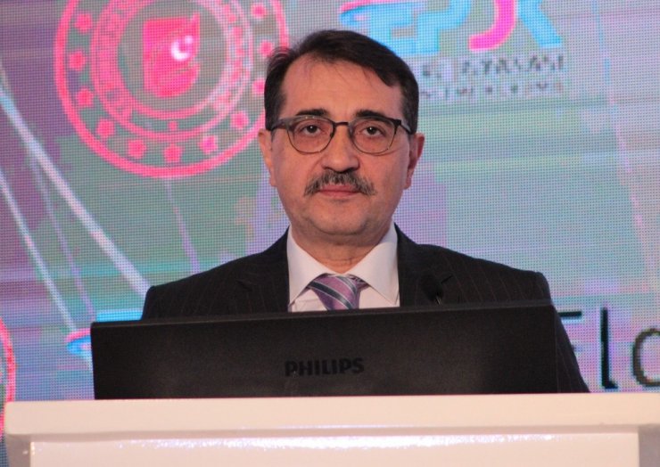 Bakan Dönmez: “Üç aşamalı kum havuzu modelinin Türkiye modeline ihtiyacımız var”