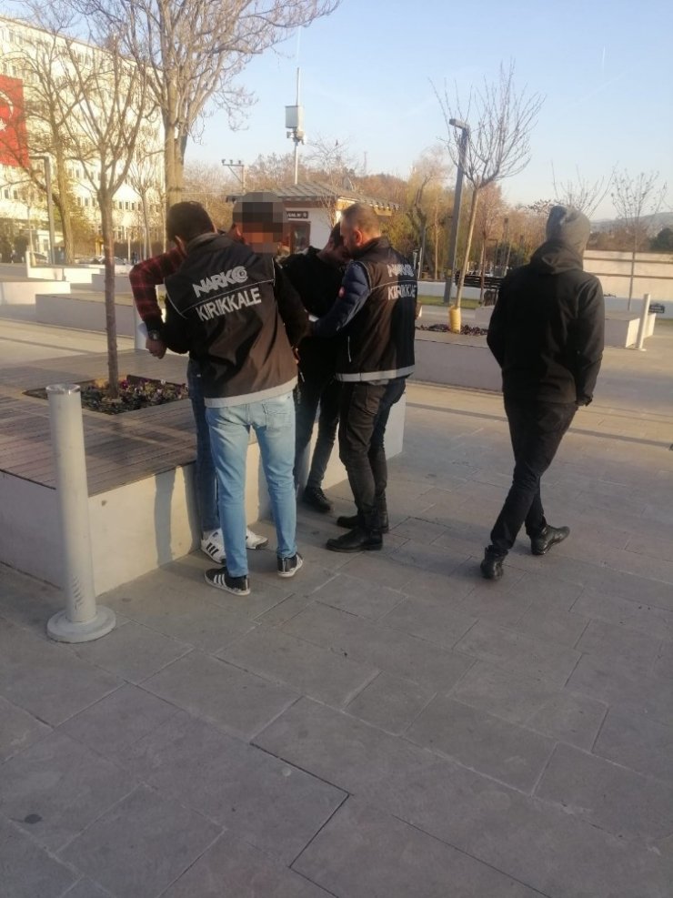 Narkotik polisinden yılbaşı öncesi uyuşturucu denetimi