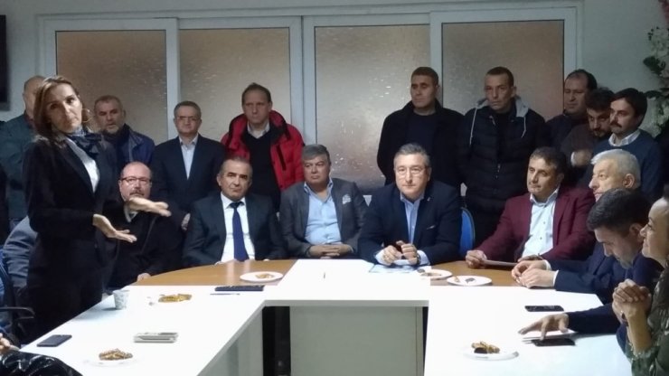 Kuşadası AK Parti’de 5 isim adaylığını açıkladı