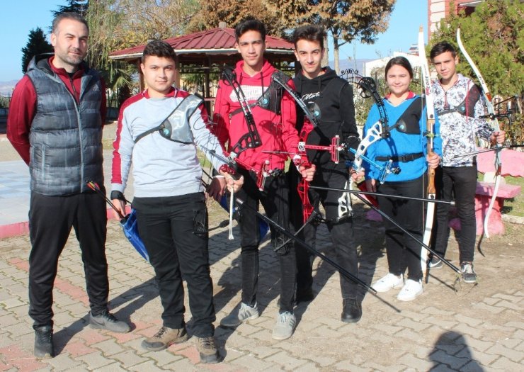 Yetenekli öğretmen geleceğin şampiyonlarını yetiştirecek