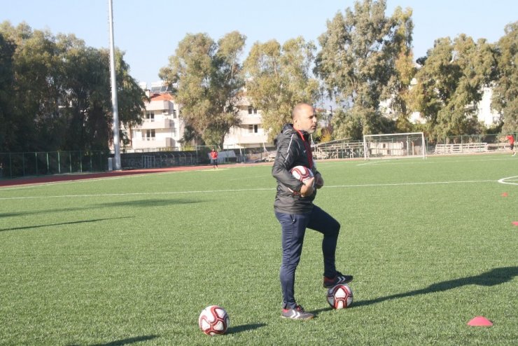 Mehmet Kabak istifa etti