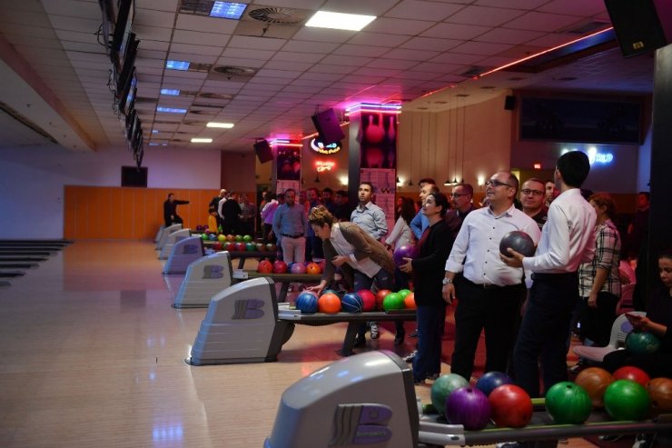 Osmangazi personelinin bowling heyecanı