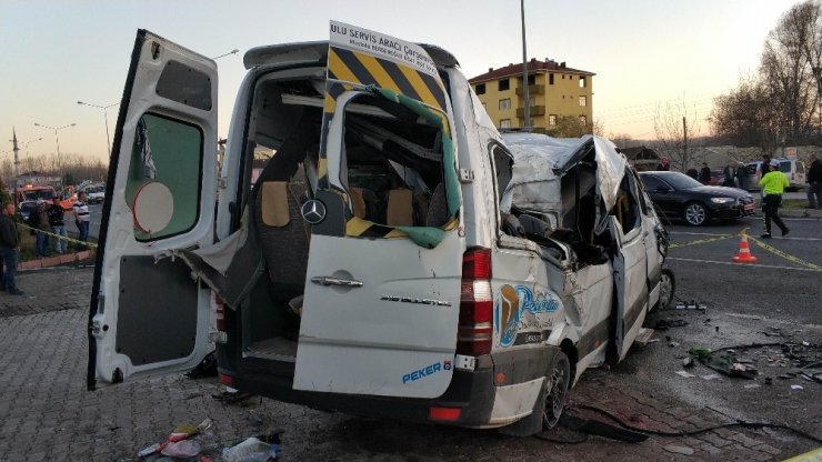 Samsun’da öğrenci servisi kaza yaptı: 1 ölü