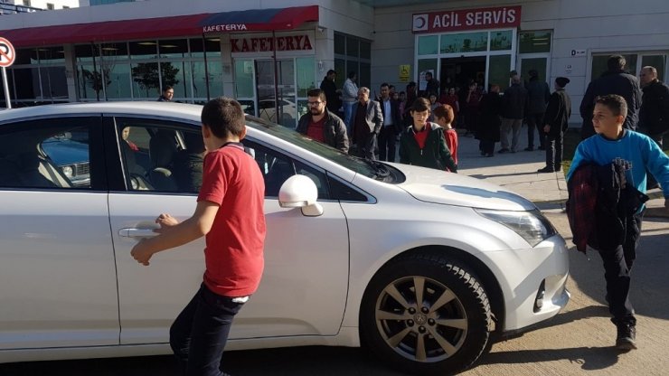 Tokat’ta 41 öğrenci gıda zehirlenmesi şüphesiyle hastaneye kaldırıldı