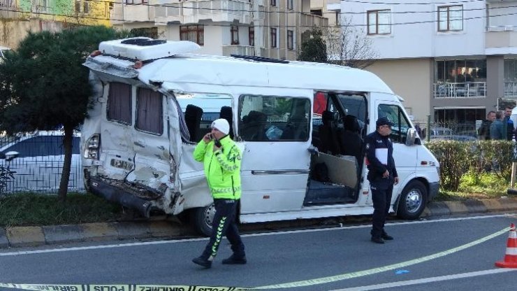 Trabzon’da kazaya sebep olan minibüs şoförü fazla yolcudan, tır şoförü ise hızdan bir çok kez trafik cezası almış