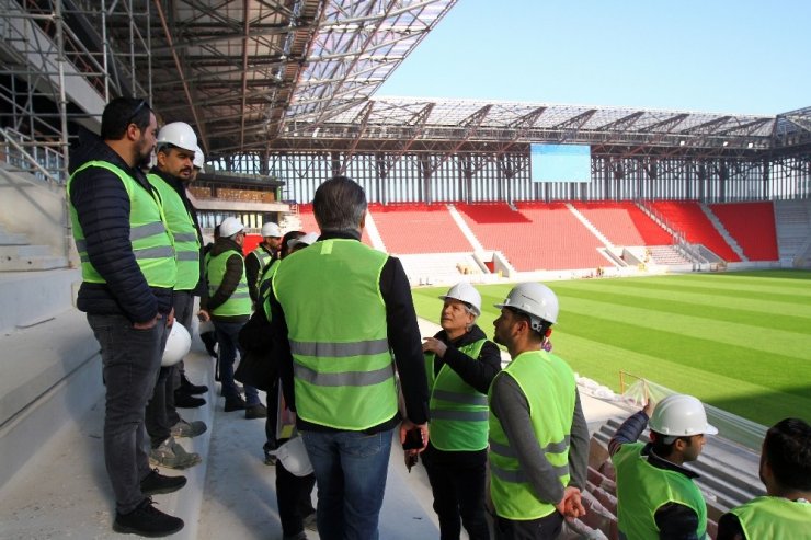 TSYD İzmir, Göztepe’nin yeni stadını gezdi