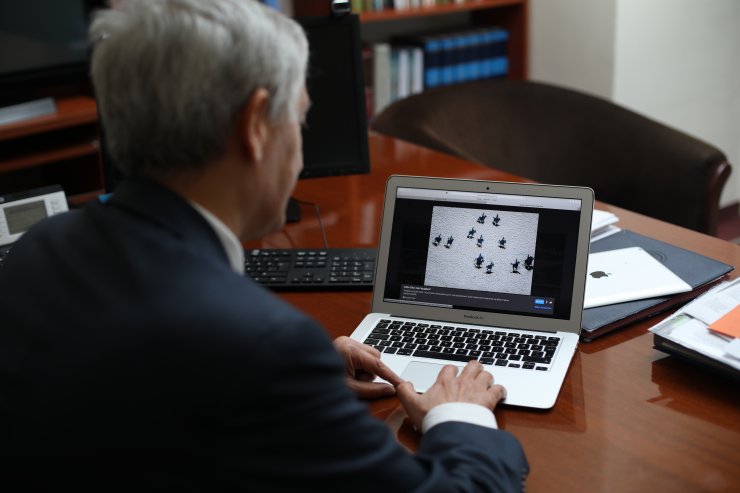 Büyükelçi Demirer'in tercihi "Sarıkamış Şehitleri anısına" oldu