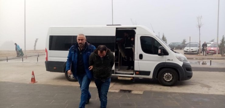Aksaray’da göçmen kaçakçılığı operasyonu: 5 tutuklama