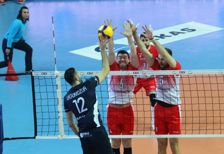 Avrupa Erkekler CEV Kupası: Arkas: 3 - Dinamo Bükreş: 1