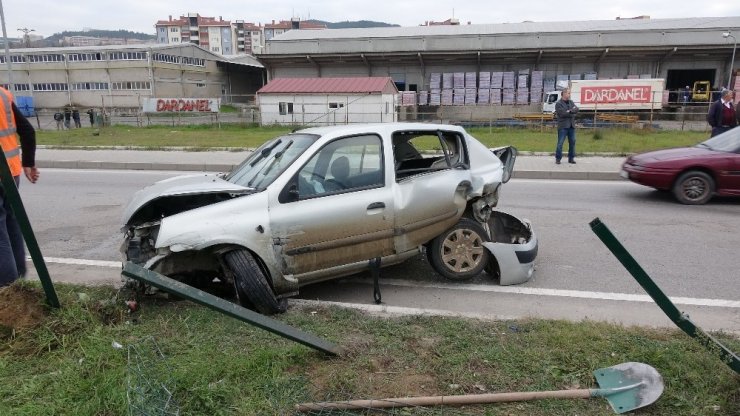 Çanakkale’de zincirleme kaza: 3 yaralı