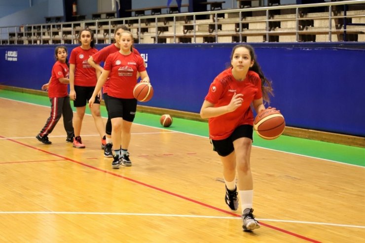 Kocaeli’de yeni basketbol yıldızları aranıyor