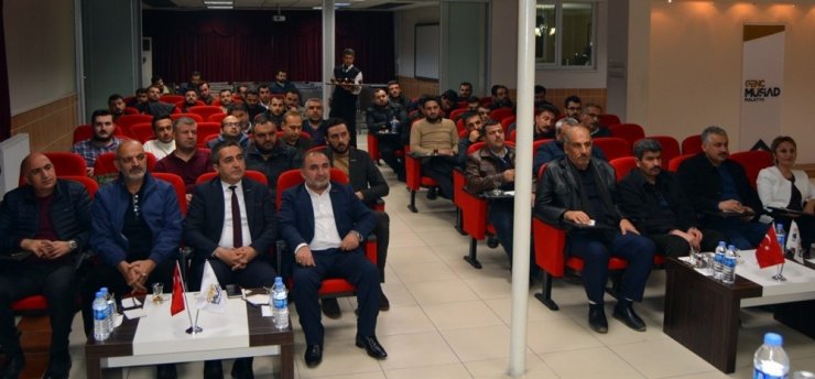 İşadamlarına kişisel verileri koruma kanunu anlatıldı