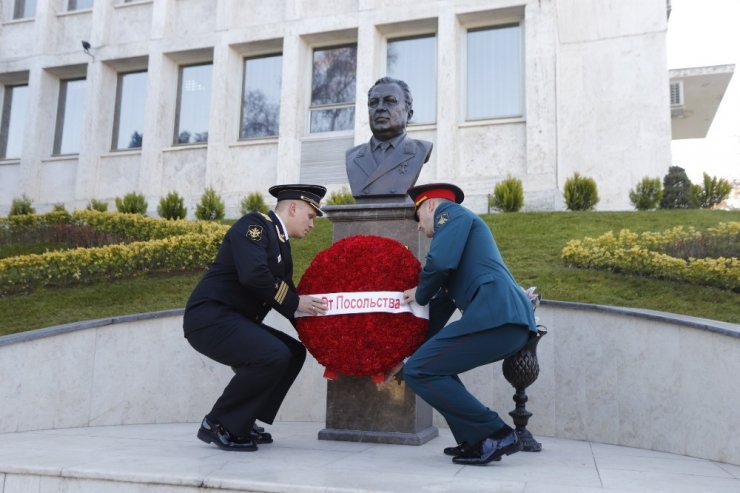 Suikasta uğrayan Rus Büyükelçi Andrey Karlov ölümünün 3. yılında anıldı