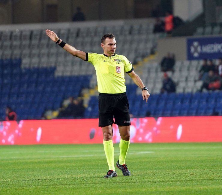 Ziraat Türkiye Kupası: Medipol Başakşehir: 2 - Hekimoğlu Trabzon FK: 0 (Maç sonucu)