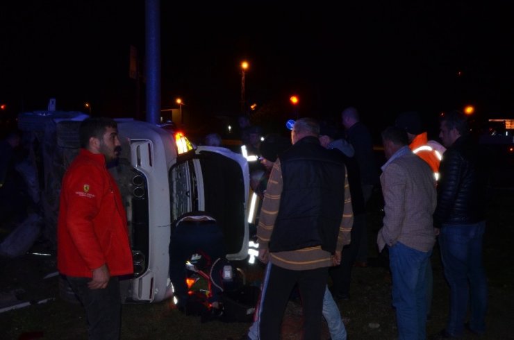 Kozan’da Trafik Kazası 1 Ölü 4 Yaralı