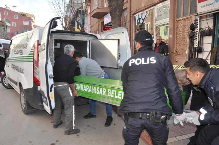 Afyonkarahisar’da şüpheli ölüm, çuvalda ceset bulundu