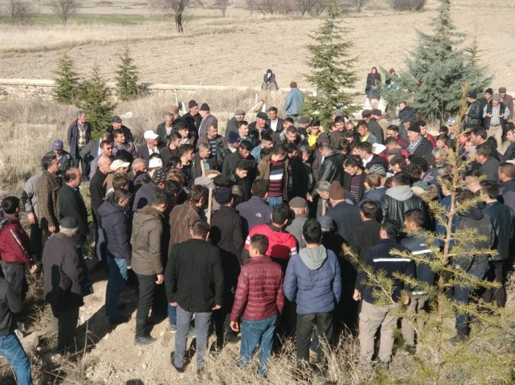 Tarım aracıyla kaza yapan genç son yolculuğuna uğurlandı