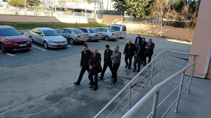 Amasya’da kaçak içki operasyonuna 2 tutuklama