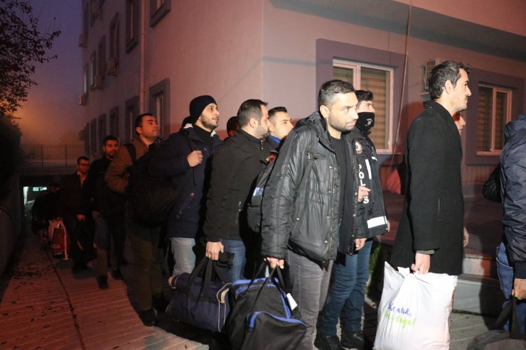 GÜNCELLEME - Balıkesir merkezli 14 ilde FETÖ'nün adliye yapılanmasına yönelik operasyonda 2 tutuklama