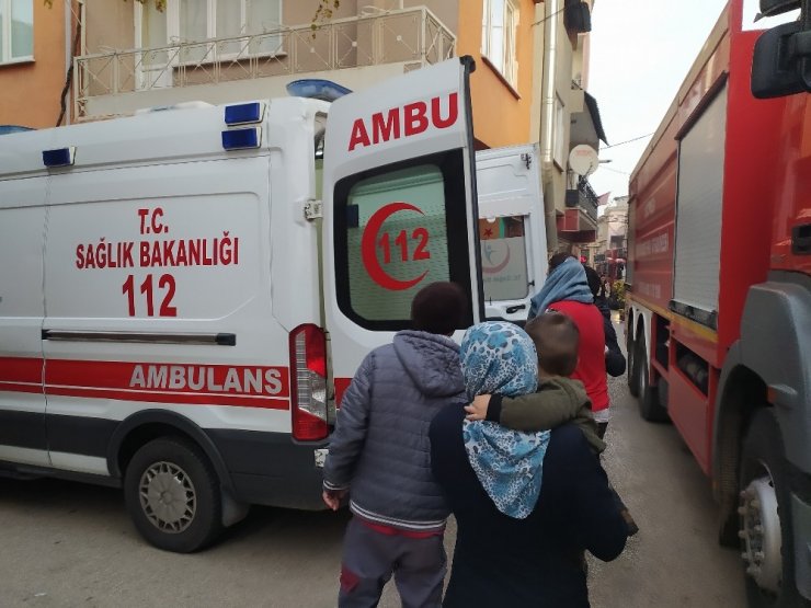 Bursa’da can pazarı... Alevler içinde kalan 3’ü çocuk 10 kişi kurtarıldı