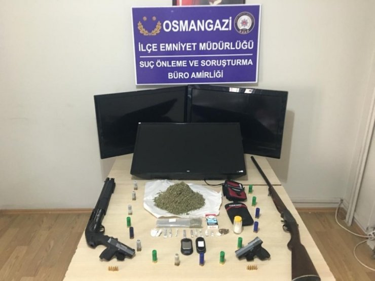 Suç makinası polisten kaçamadı