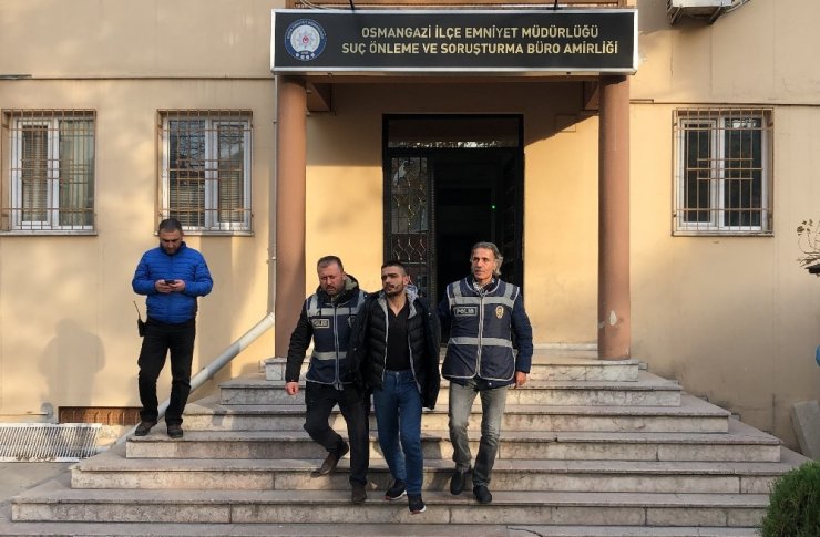 Suç makinası polisten kaçamadı