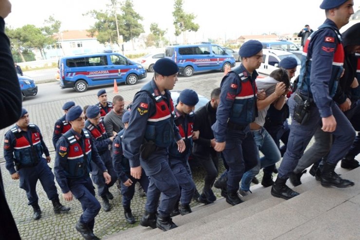 Çanakkale’de uyuşturucu operasyonunda 3 tutuklama
