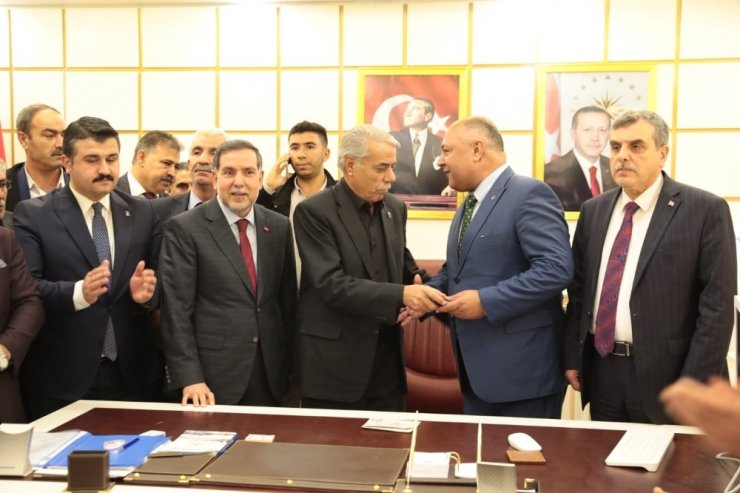 Ceylanpınar’da Belediye Başkanı Feyyaz Soylu oldu