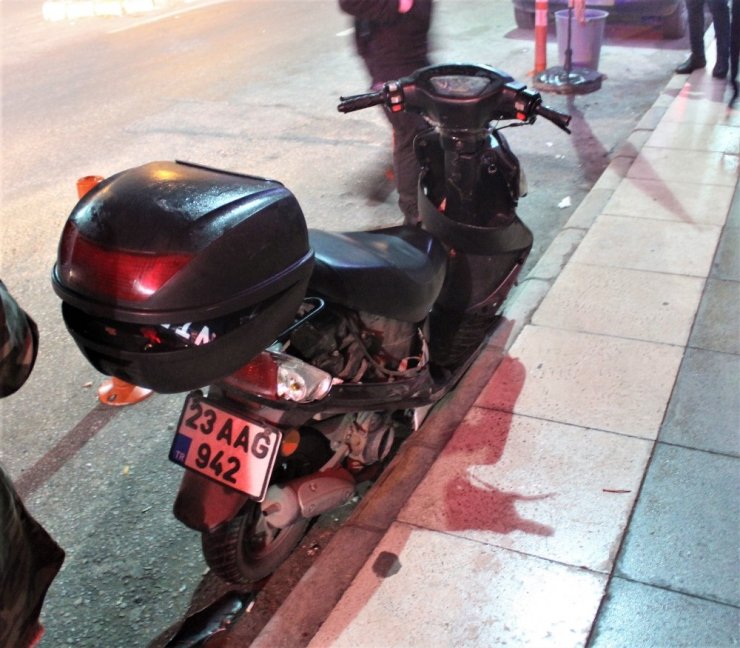 Elazığ’da motorsiklet kazası: 2 yaralı