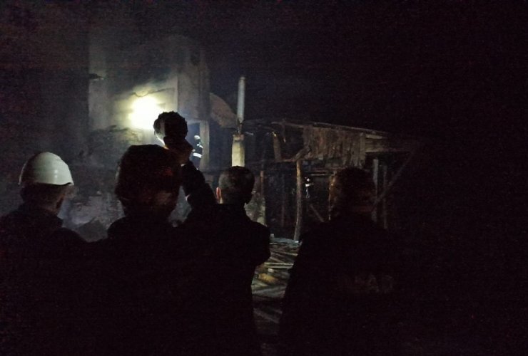 Köyde korkutan yangın: 5 ev yandı