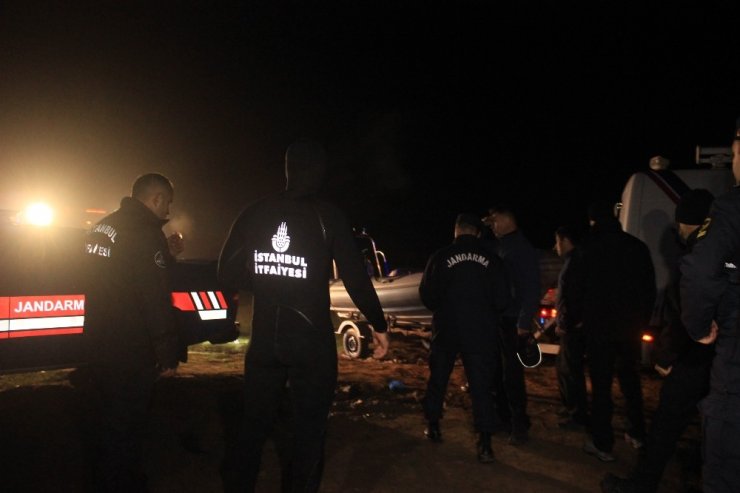 İstanbul Terkos Gölü’nde kayık alabora oldu: 3 kişi kayıp oldu
