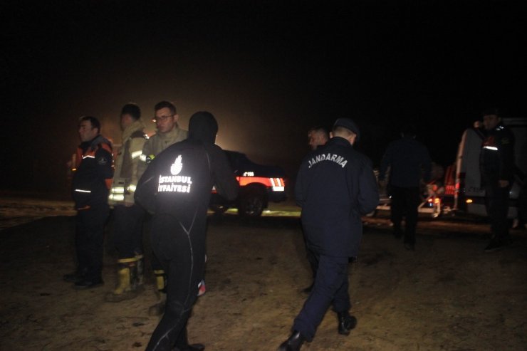 İstanbul Terkos Gölü’nde kayık alabora oldu: 3 kişi kayıp oldu