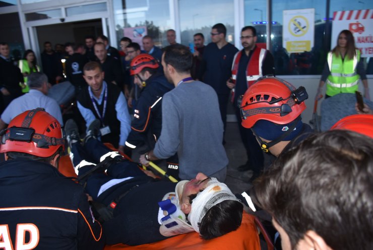 Kars'ta 200 personelle trafik kazası tatbikatı yapıldı