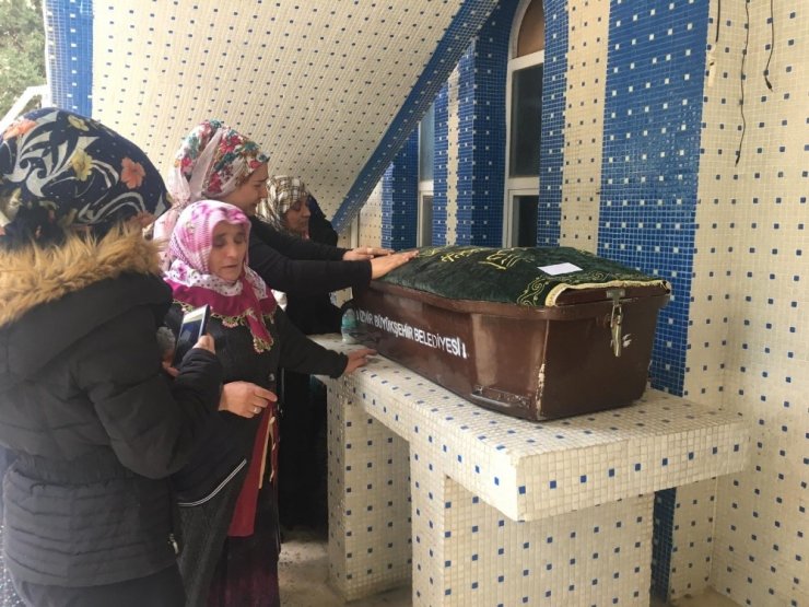 4. kattan düşüp ölen minik Helin’e acı veda