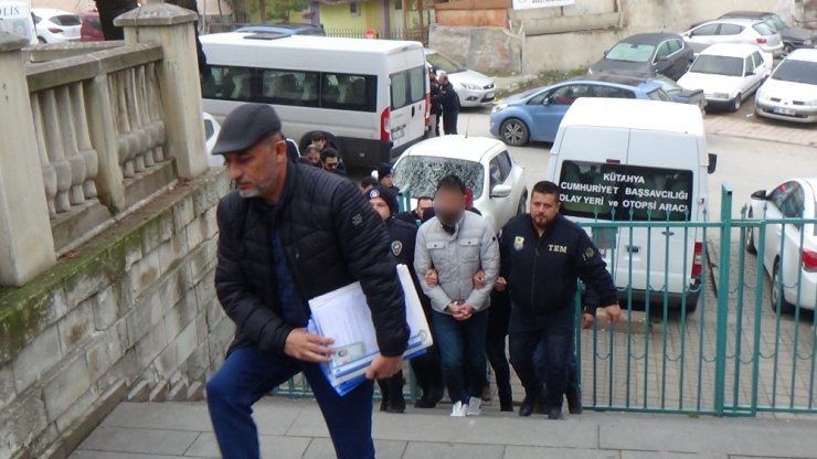Kütahya’da 10 FETÖ şüphelisi adliyede