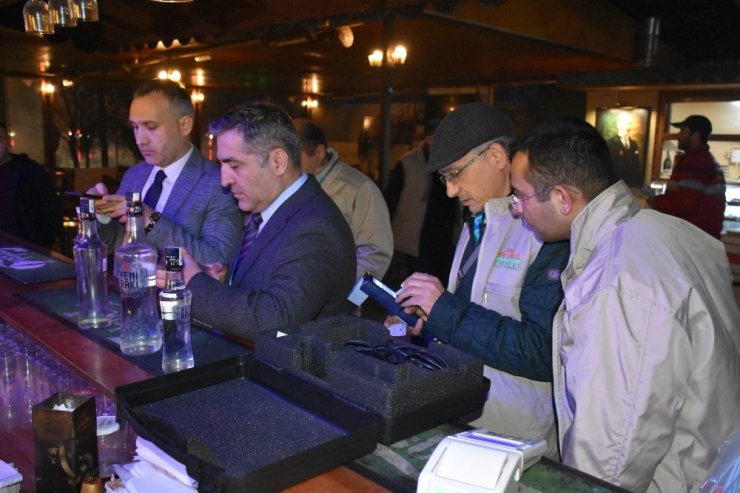 Manisa’da yılbaşı öncesi alkollü içki denetimleri artırıldı