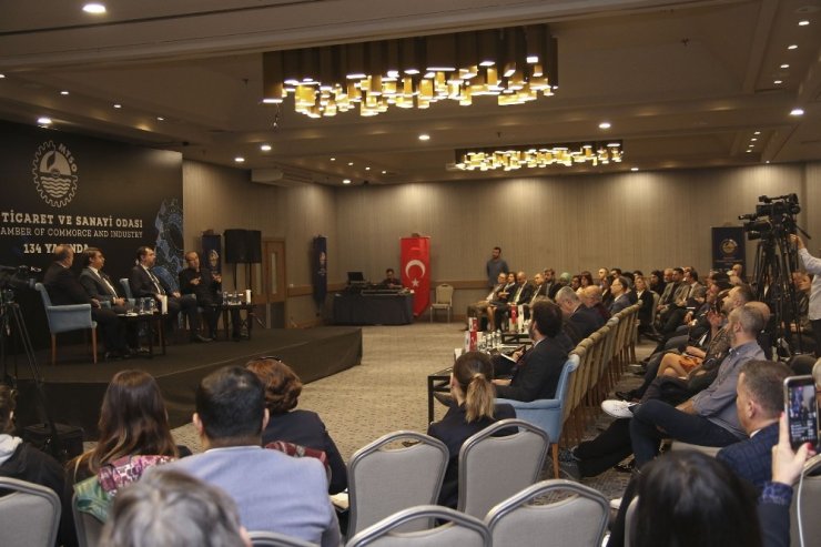 Ekonomistlerden şirketlere: “Kur riskinin yönetimini profesyonellere bırakın”