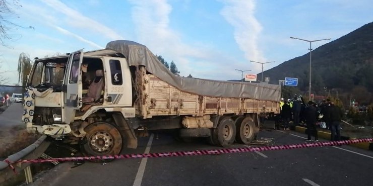 Muğla’da trafik kazası: 2 ölü, 1 yaralı