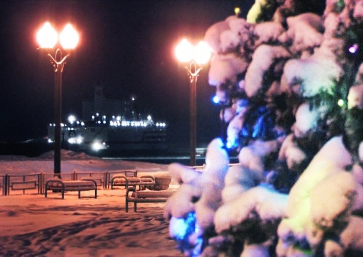 Dünyanın ilk yüzen nükleer güç ünitesi elektrik vermeye başladı