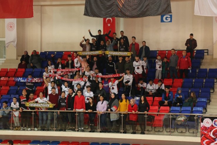 Amatör takımların sosyal sorumluluk paslaşması