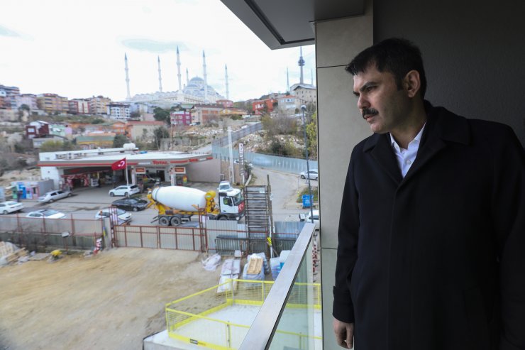 Çevre ve Şehircilik Bakanı Kurum, Kirazlıtepe'de incelemelerde bulundu: